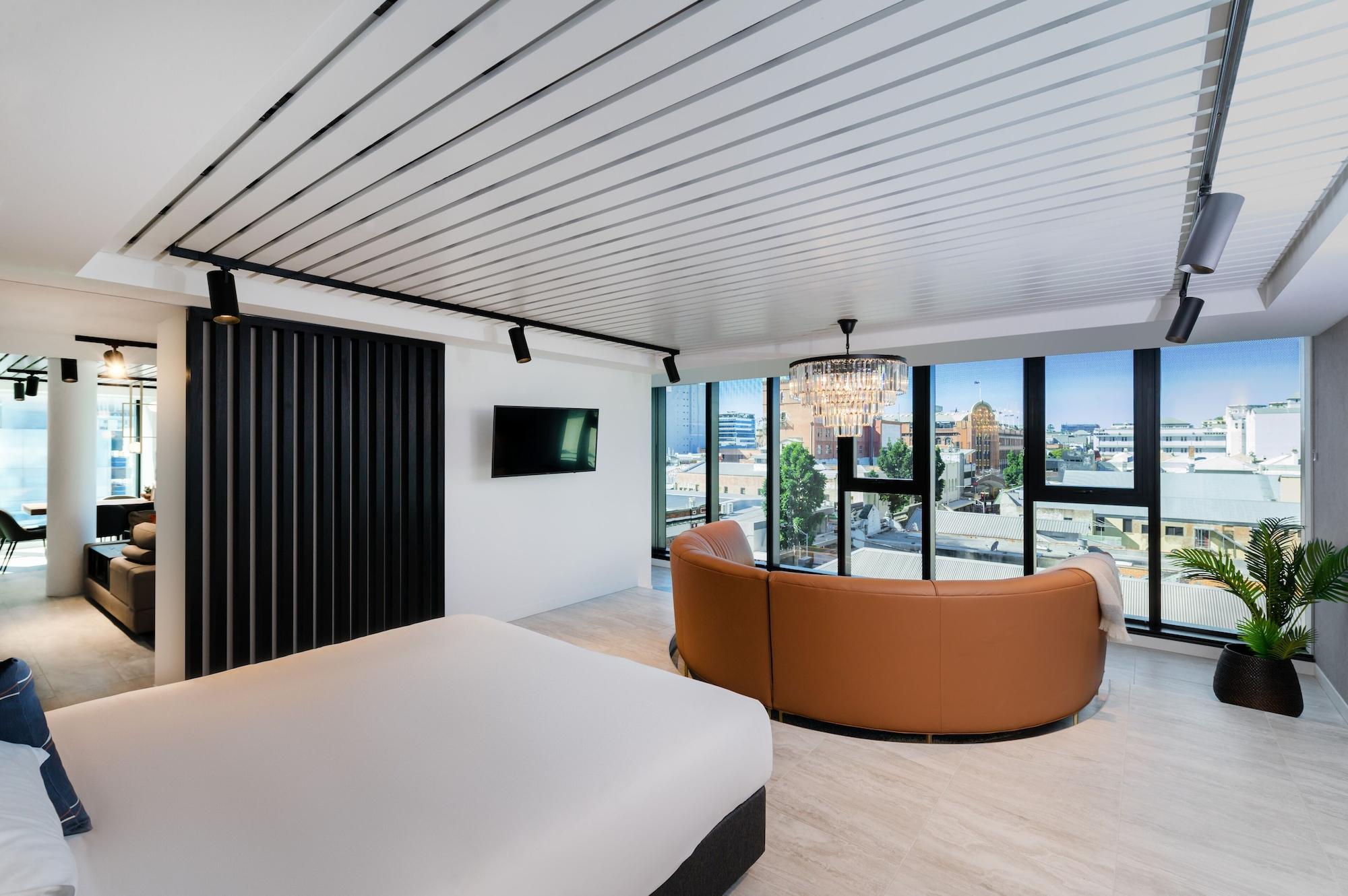 Fv By Peppers Aparthotel Бризбейн Екстериор снимка The Sky Lounge at the 10th floor of the building