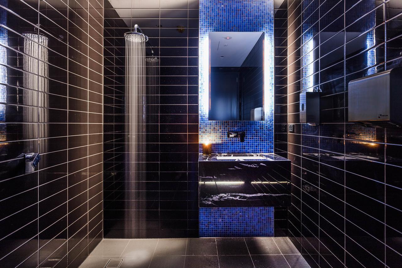 Fv By Peppers Aparthotel Бризбейн Екстериор снимка Bathroom