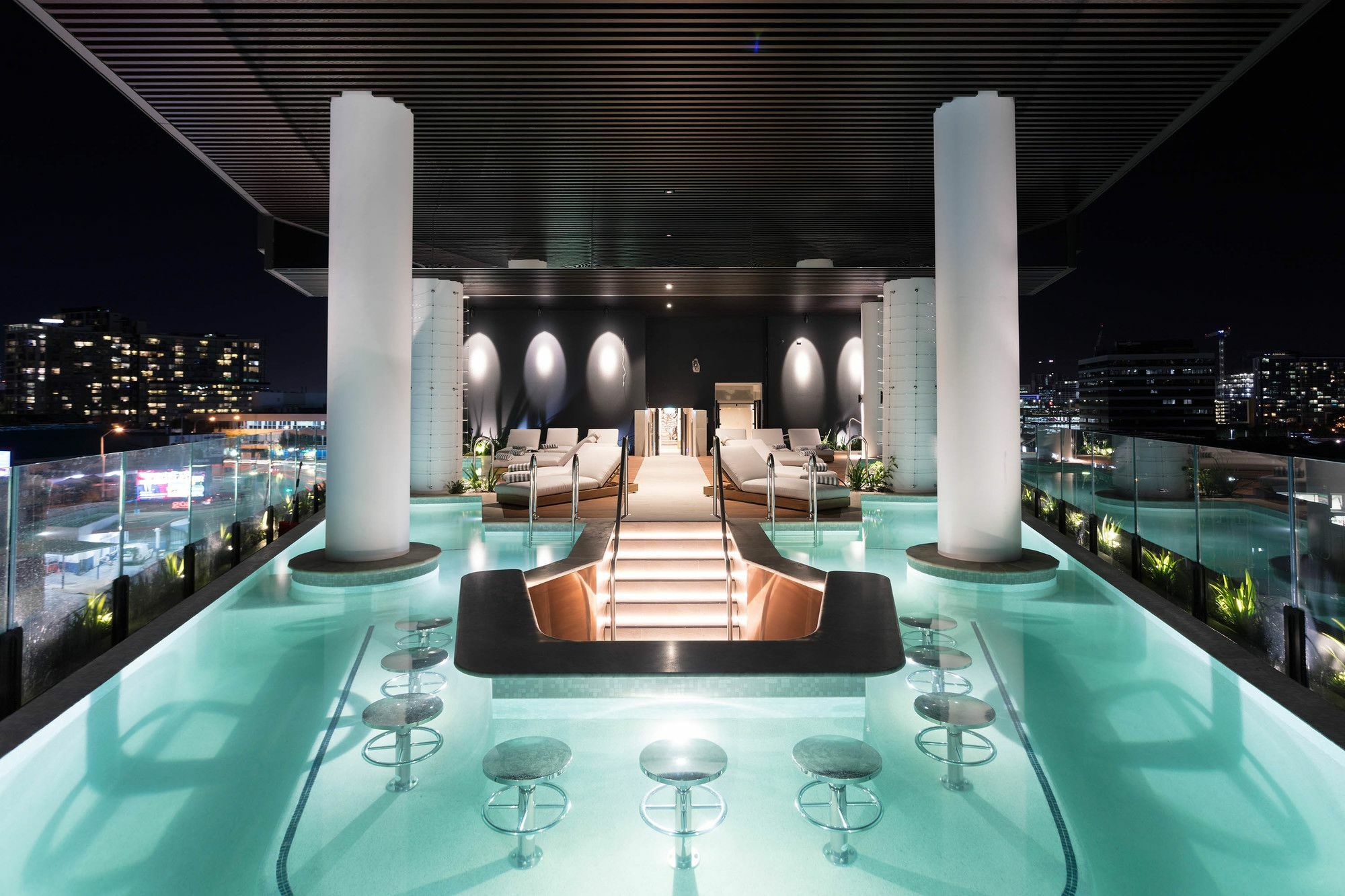 Fv By Peppers Aparthotel Бризбейн Екстериор снимка Sky Bar