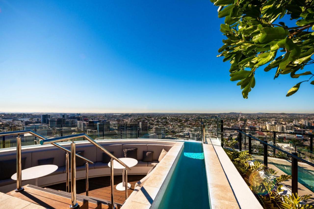 Fv By Peppers Aparthotel Бризбейн Екстериор снимка Skyline pool