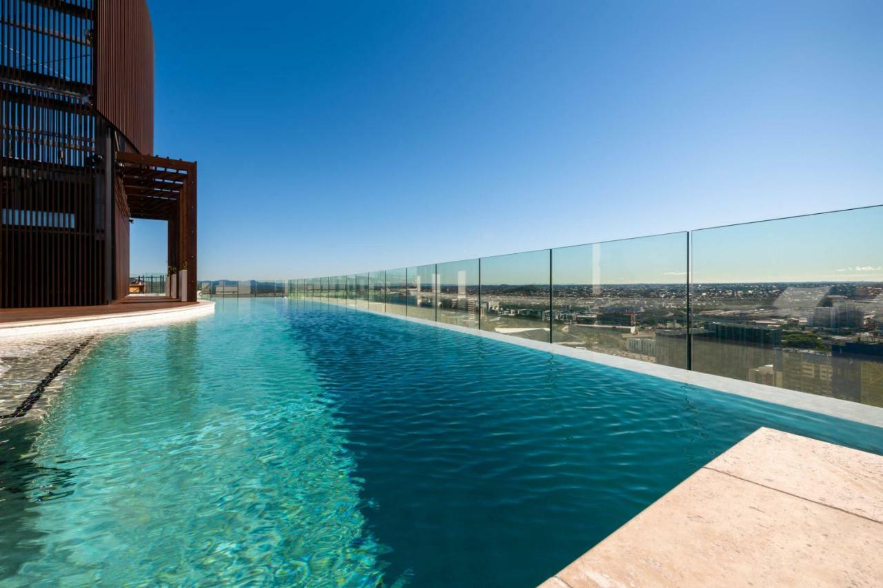 Fv By Peppers Aparthotel Бризбейн Екстериор снимка Infinity pool