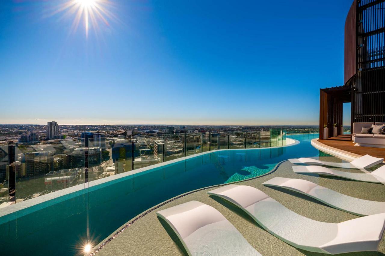 Fv By Peppers Aparthotel Бризбейн Екстериор снимка Skyline pool